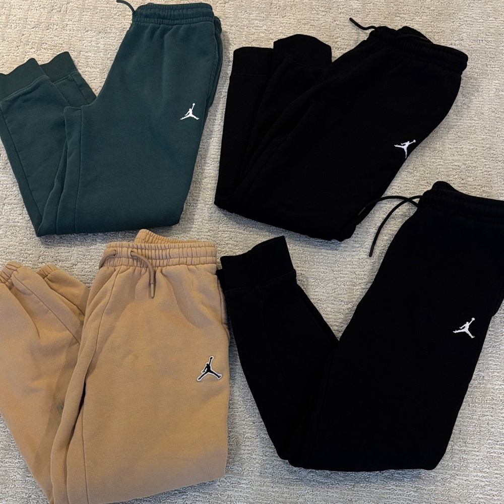 Boys Nike Jordan joggers